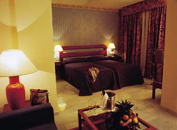 Occidental Gran Capitan Hotel กอร์โดบา ภายนอก รูปภาพ